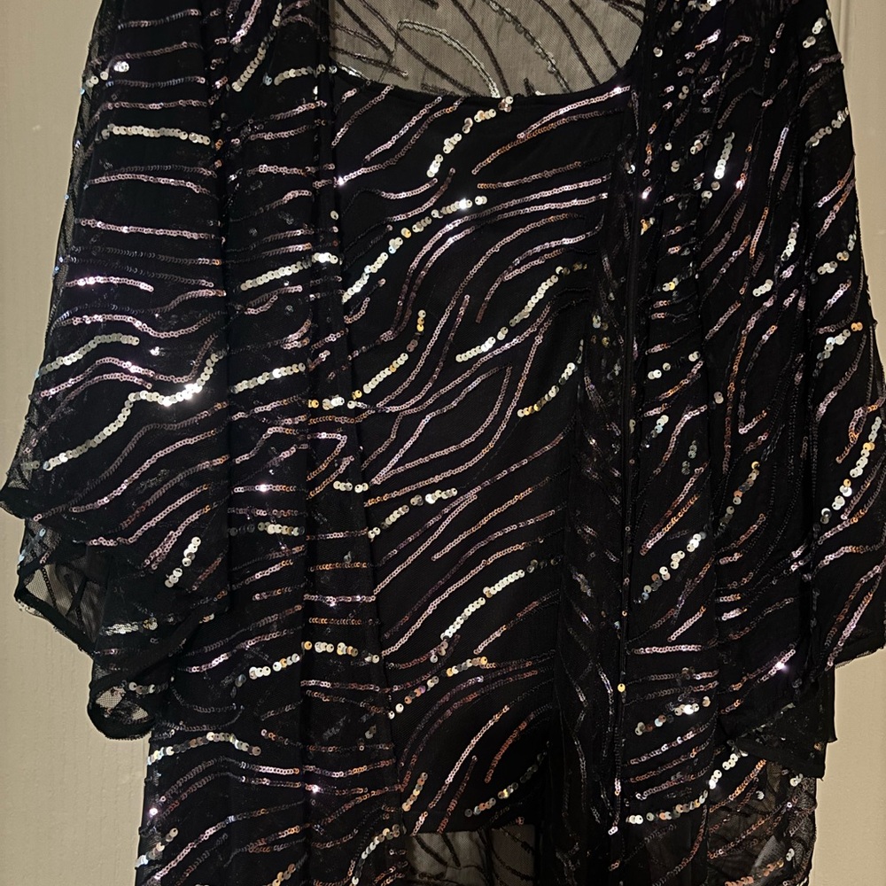 Black Sequin Patterned Top
